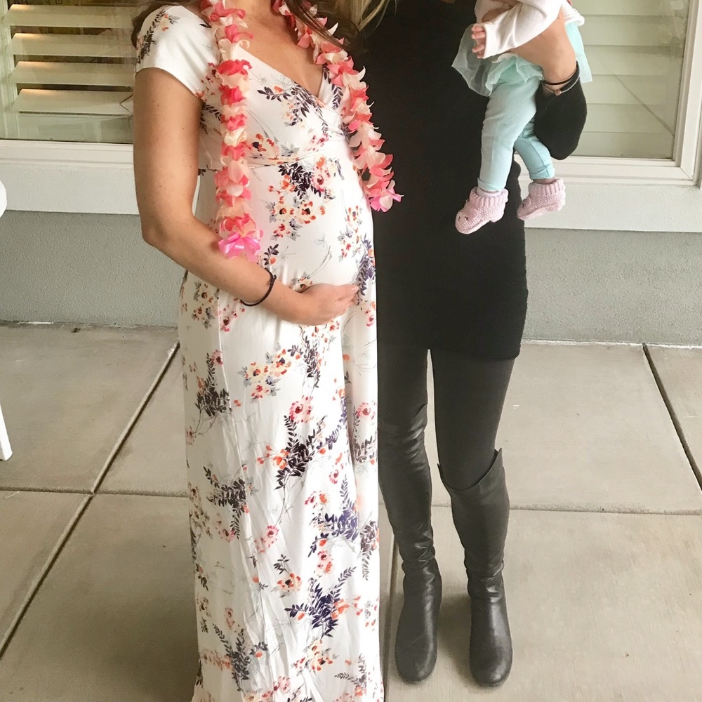 MATERNITY maxi floral dress Tiffany Rose from Nordstrom - Picture 2 of 6